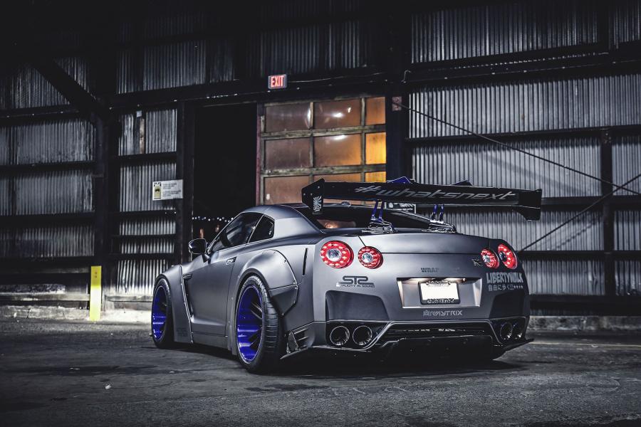  Nissan GT-R by Liberty Walk 2013 года  (фото 21 из 41)